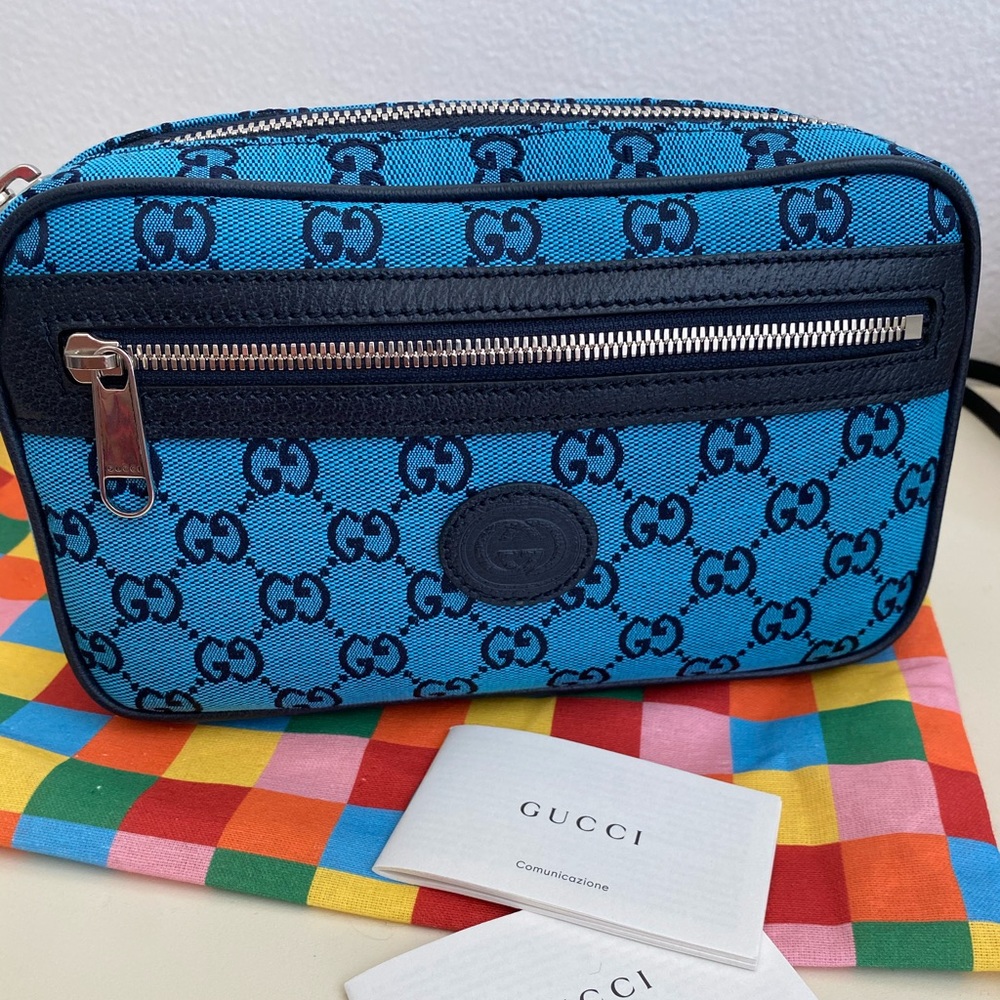 Gucci blue belt bag size 90/36